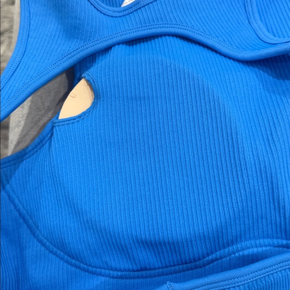 Women's Blue Backless Ribbed Sports Bra - Picture 8 of 9